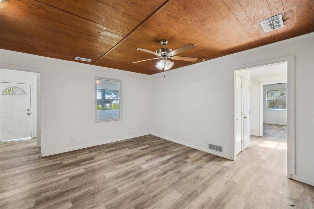 Sanger, TX 76266,9242 Green Springs Circle