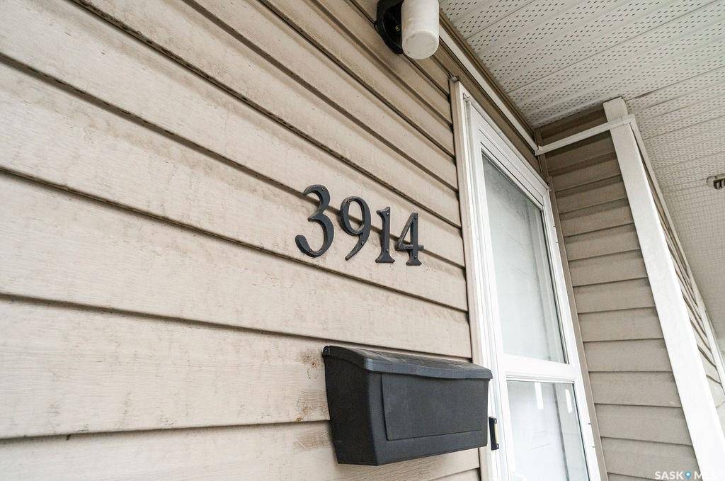 Regina, SK S4S 6A4,3914 Castle ROAD