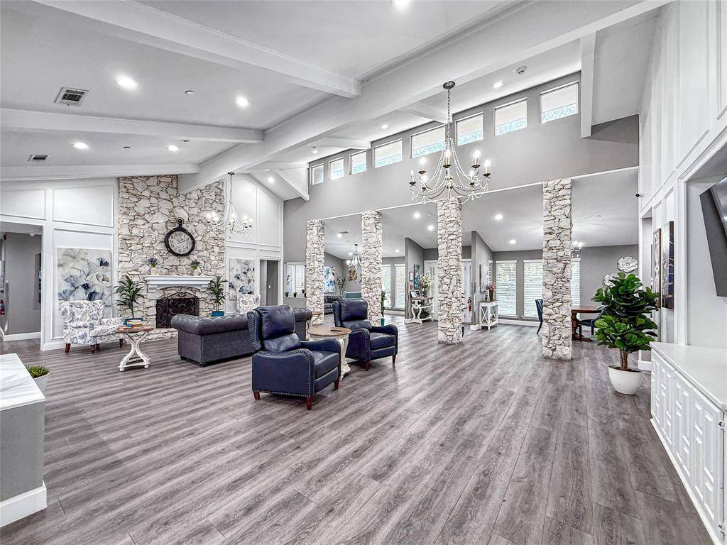 Dallas, TX 75248,17207 Graystone Drive