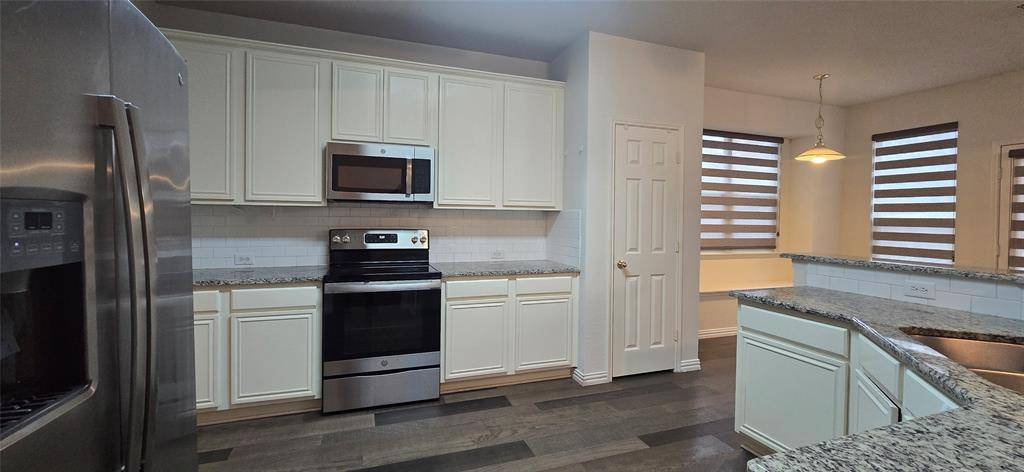 Garland, TX 75040,818 Green Pond Drive