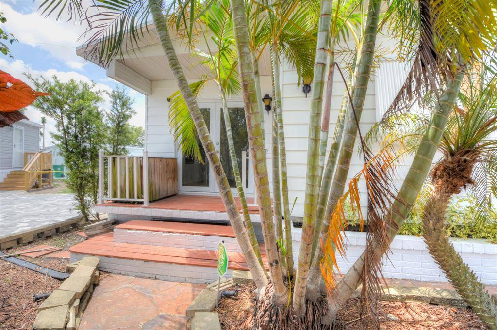 Davie, FL 33324,8608 SW 17th St