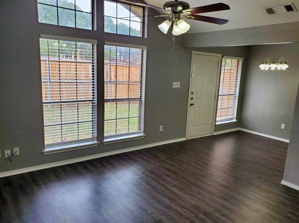 Kennedale, TX 76060,119 Peachtree Court #B