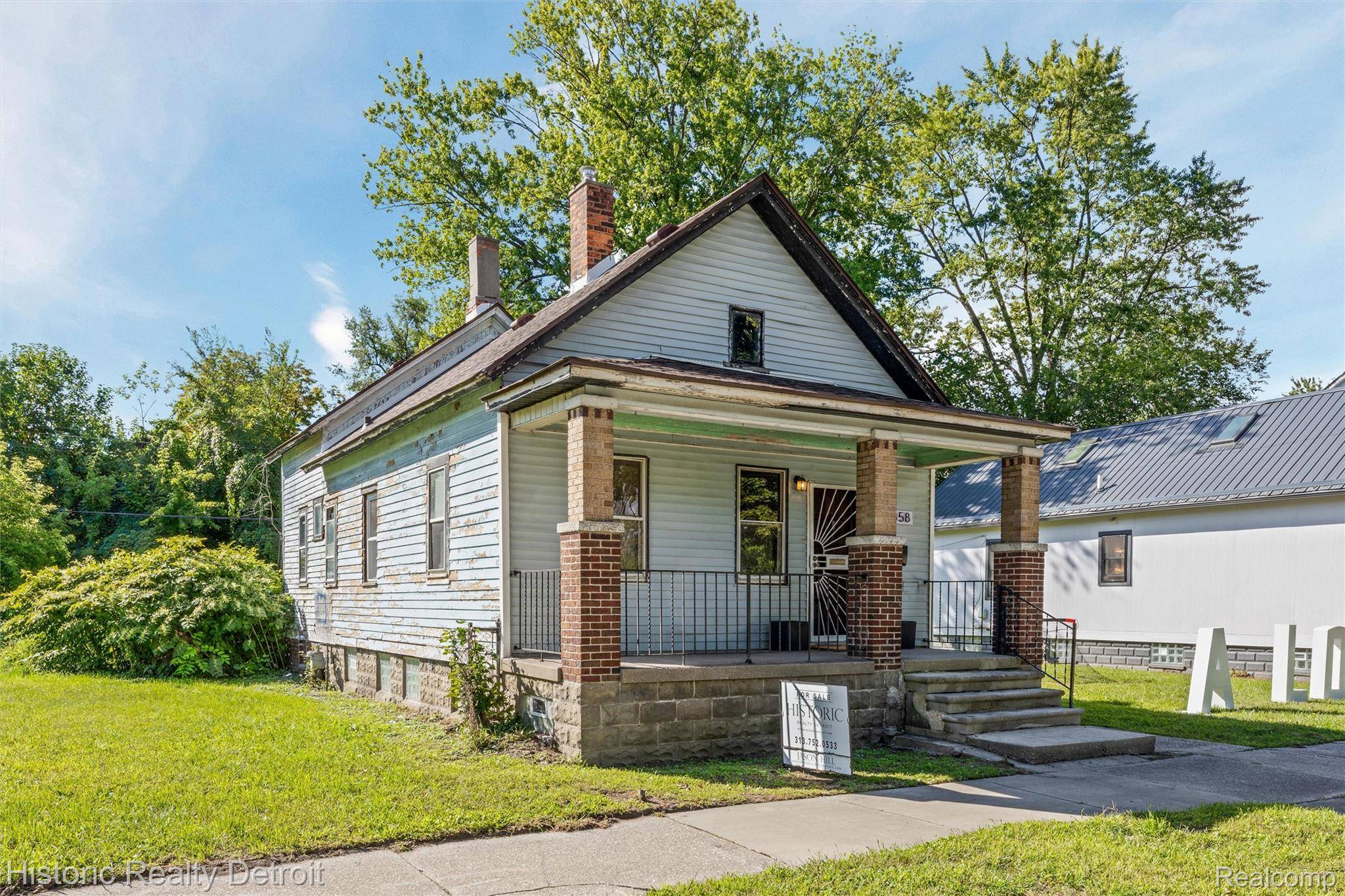 Detroit, MI 48207,3658 Preston ST