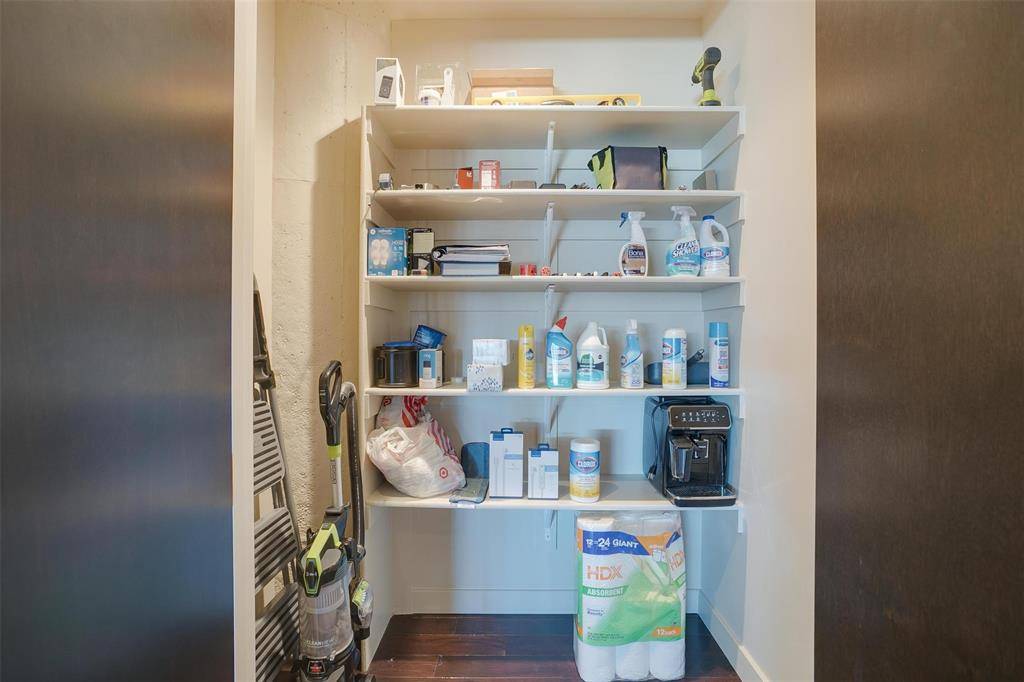 Fort Worth, TX 76107,2600 W 7th Street #2452