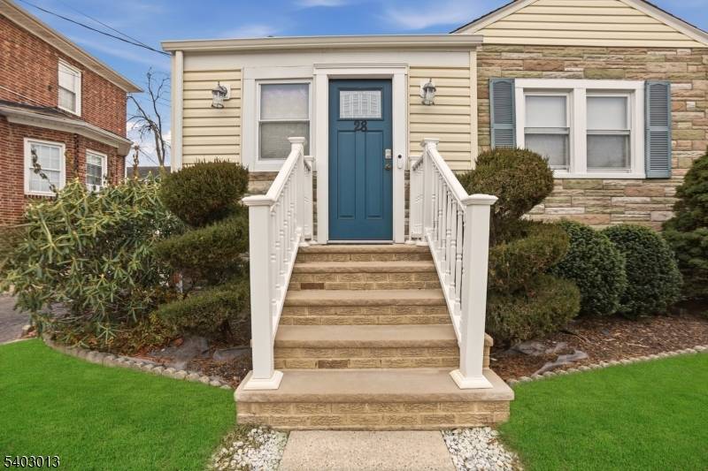 Belleville Twp., NJ 07109,28 Parkview Ave