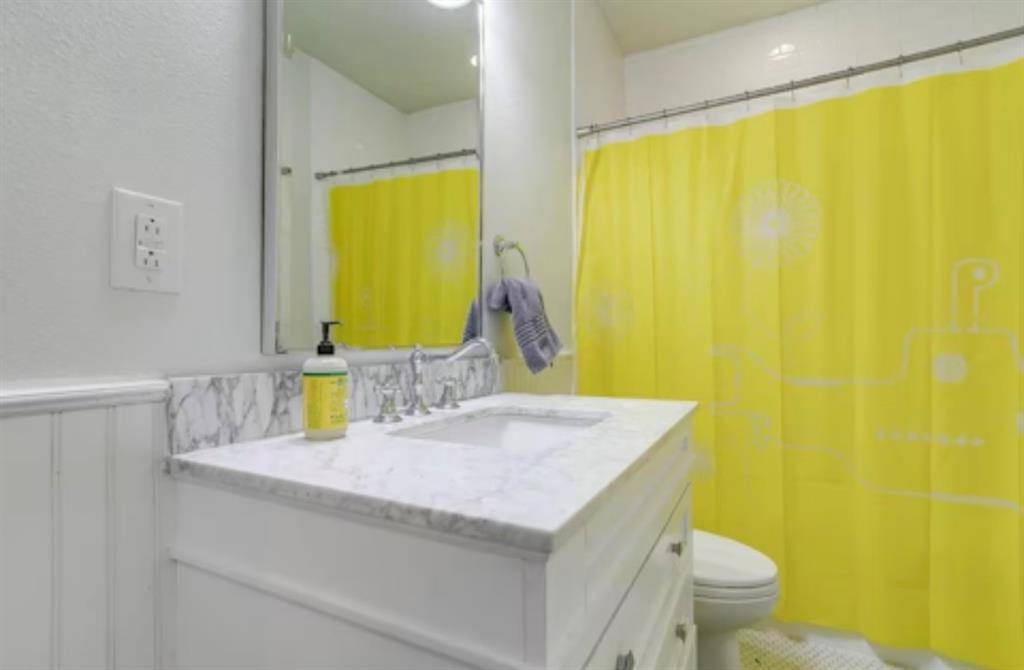 Fort Worth, TX 76110,2316 W Magnolia Avenue