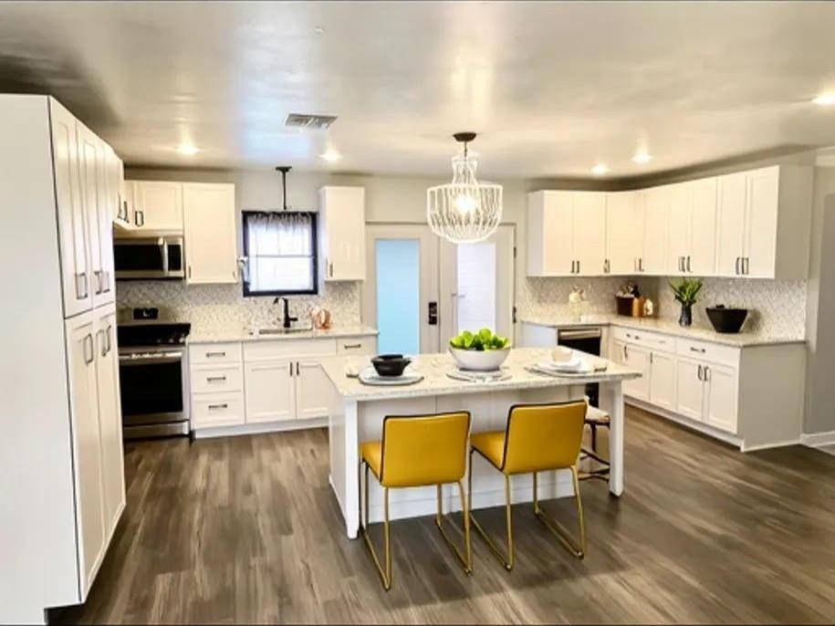 Carrollton, TX 75006,1023 Terry Way