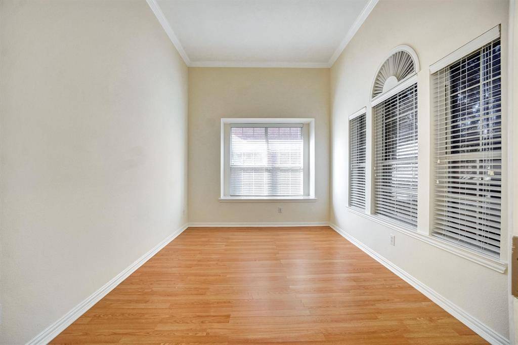 Rowlett, TX 75089,10302 Fairway Vista Drive