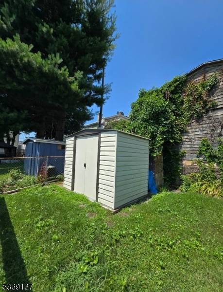 Kearny Town, NJ 07032,405 Elm St