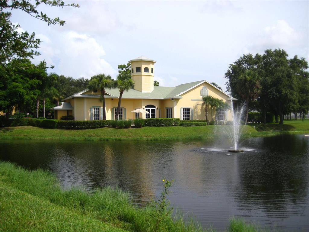 Boynton Beach, FL 33436,1529 Meadows Cir