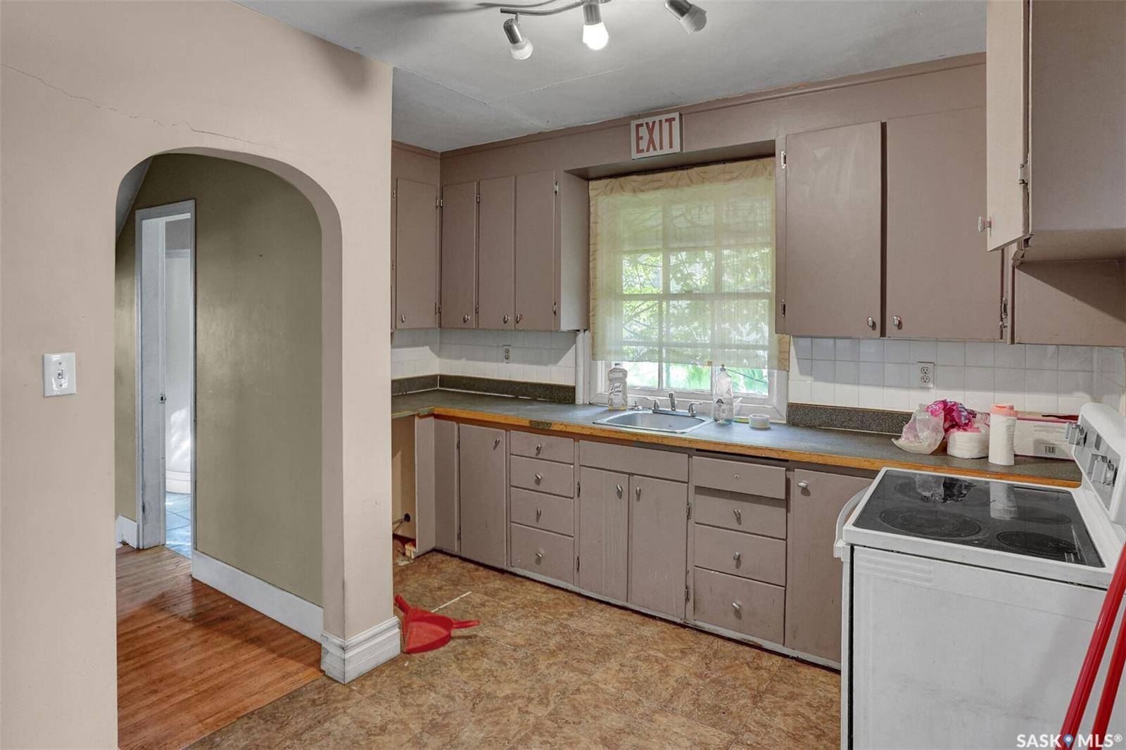 Regina, SK S4N 3Y2,2761 Atkinson STREET