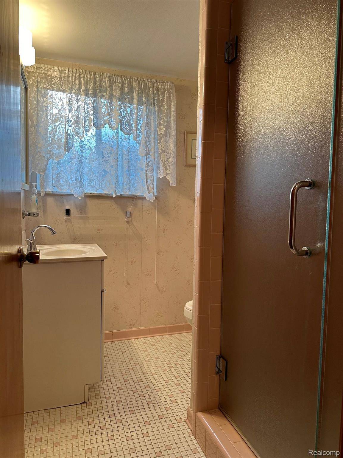 Sterling Heights, MI 48310,4211 GUNTHER DR