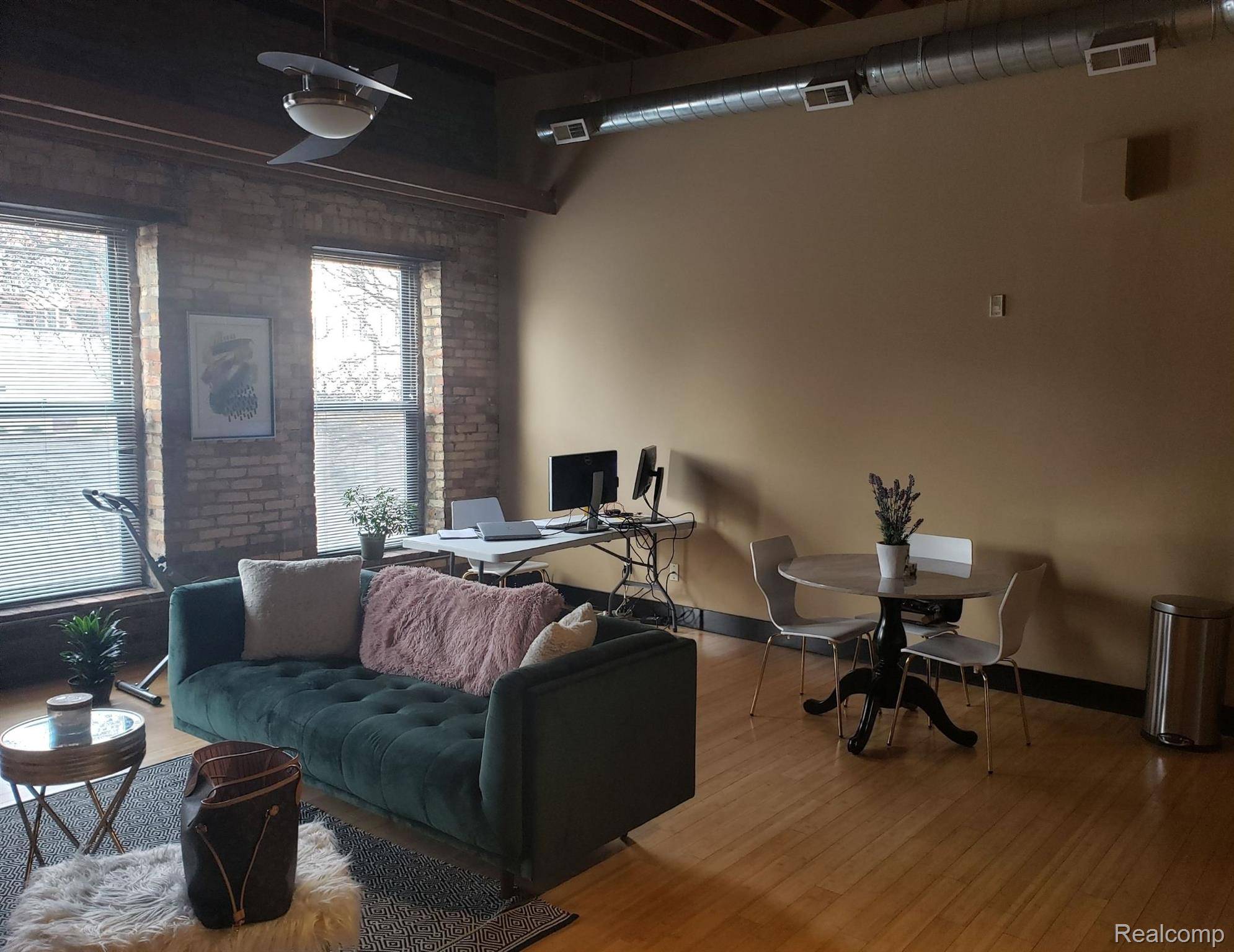 Lansing, MI 48933,329-337 S Washington SQ #329-337