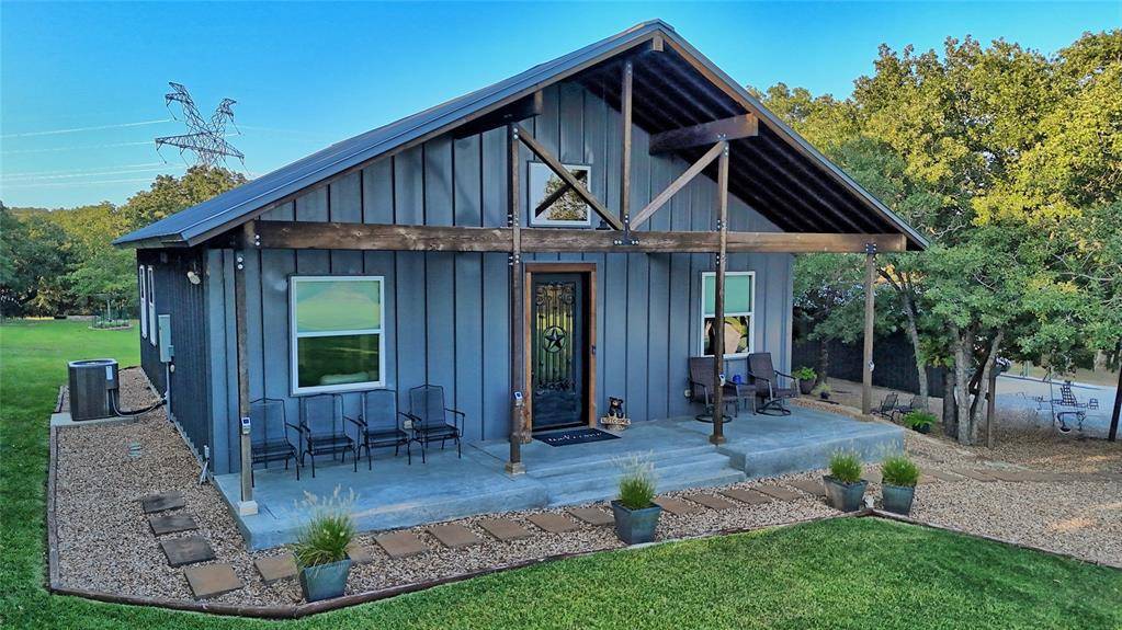 Bowie, TX 76230,182 Private Road 295