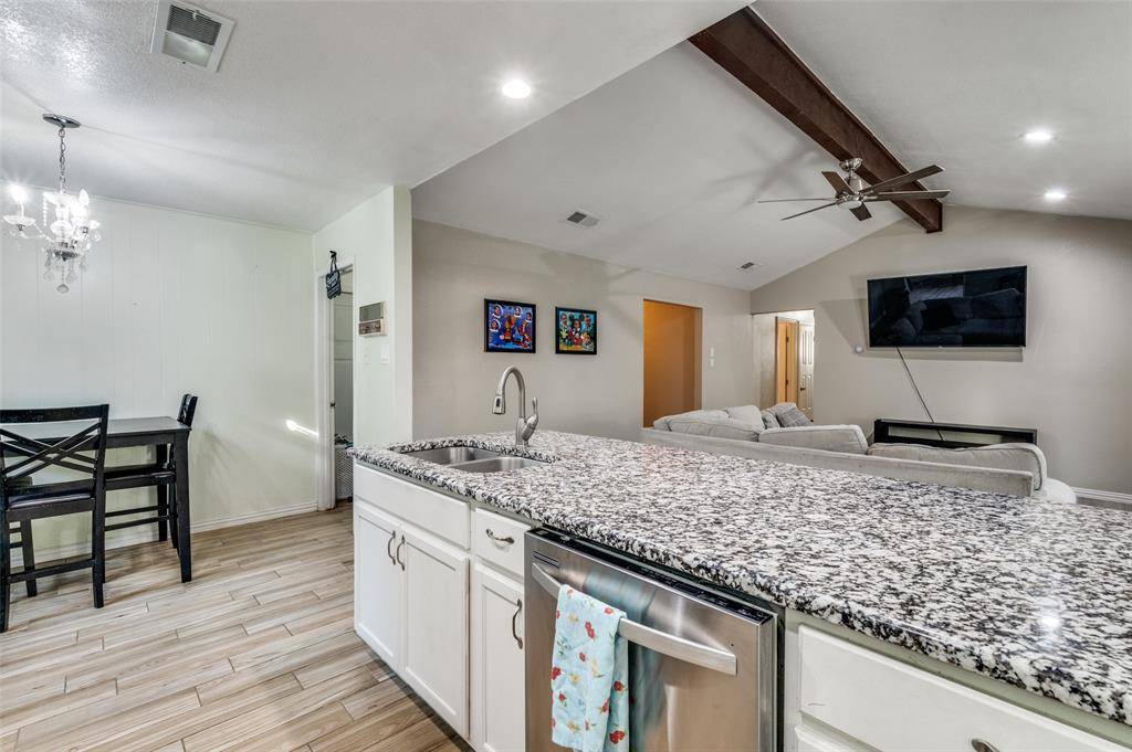 Arlington, TX 76015,2012 Norfolk Drive