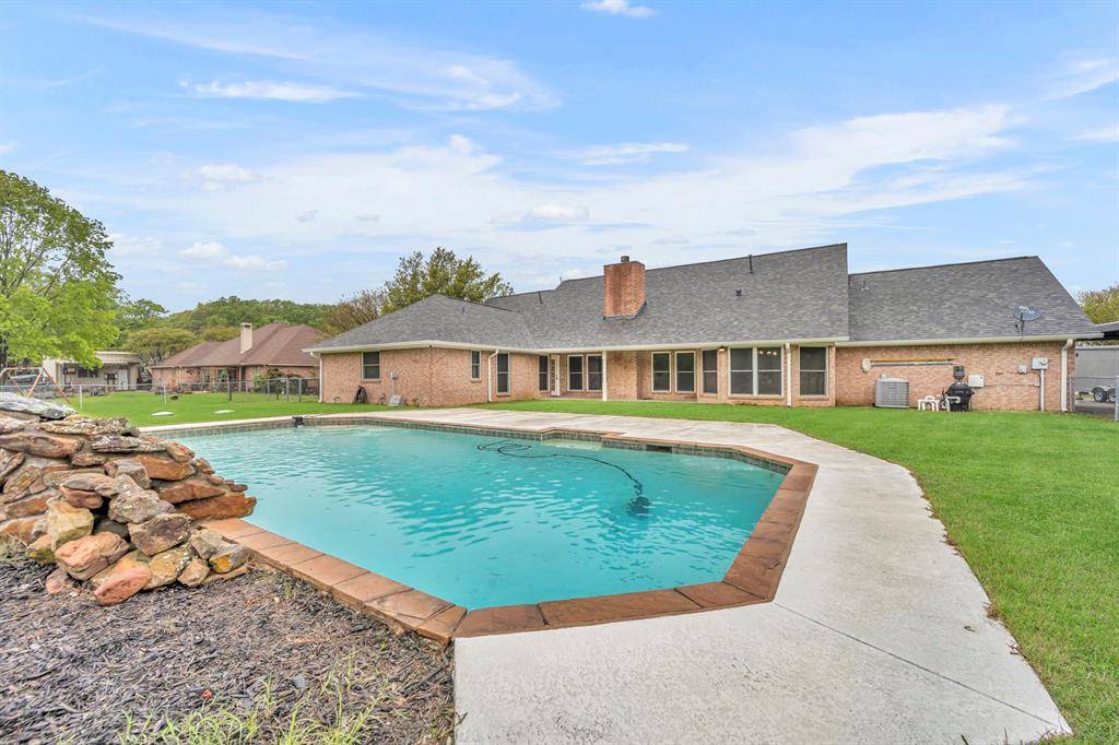 Combine, TX 75159,1090 Oak Hollow Lane