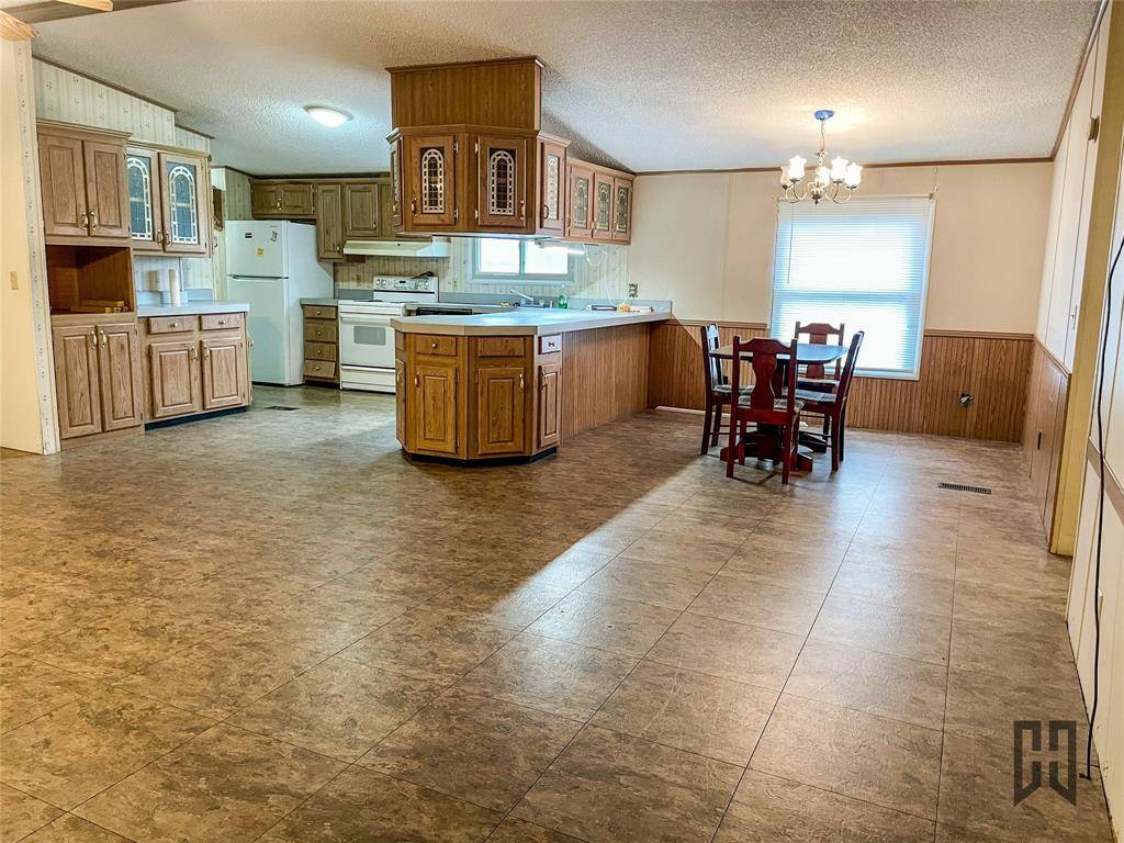 Cotton Valley, LA 71018,340 Lindsey Avenue