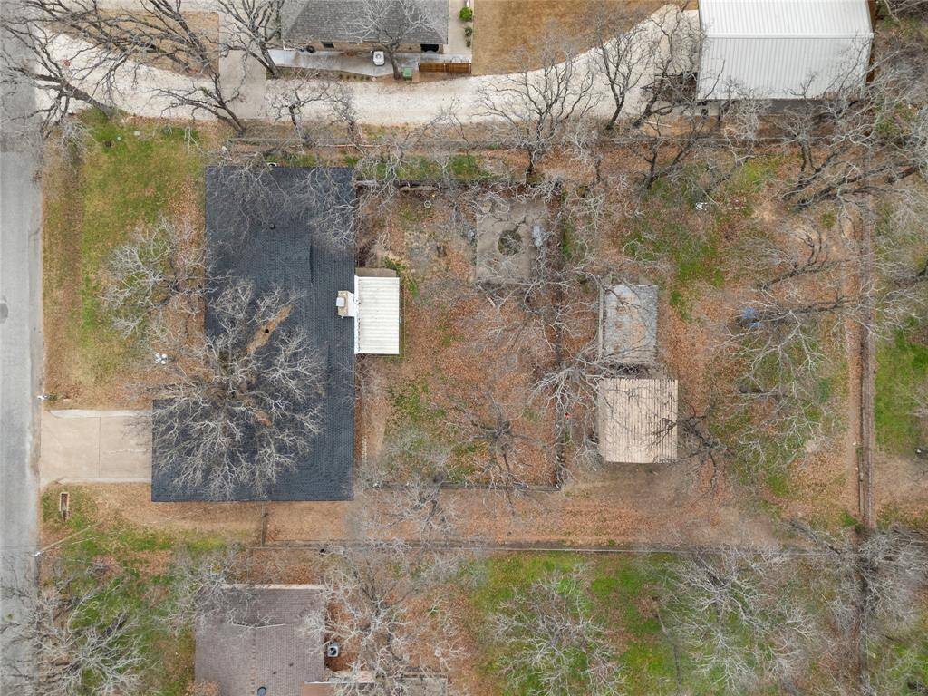 Granbury, TX 76049,2608 Royal Lane