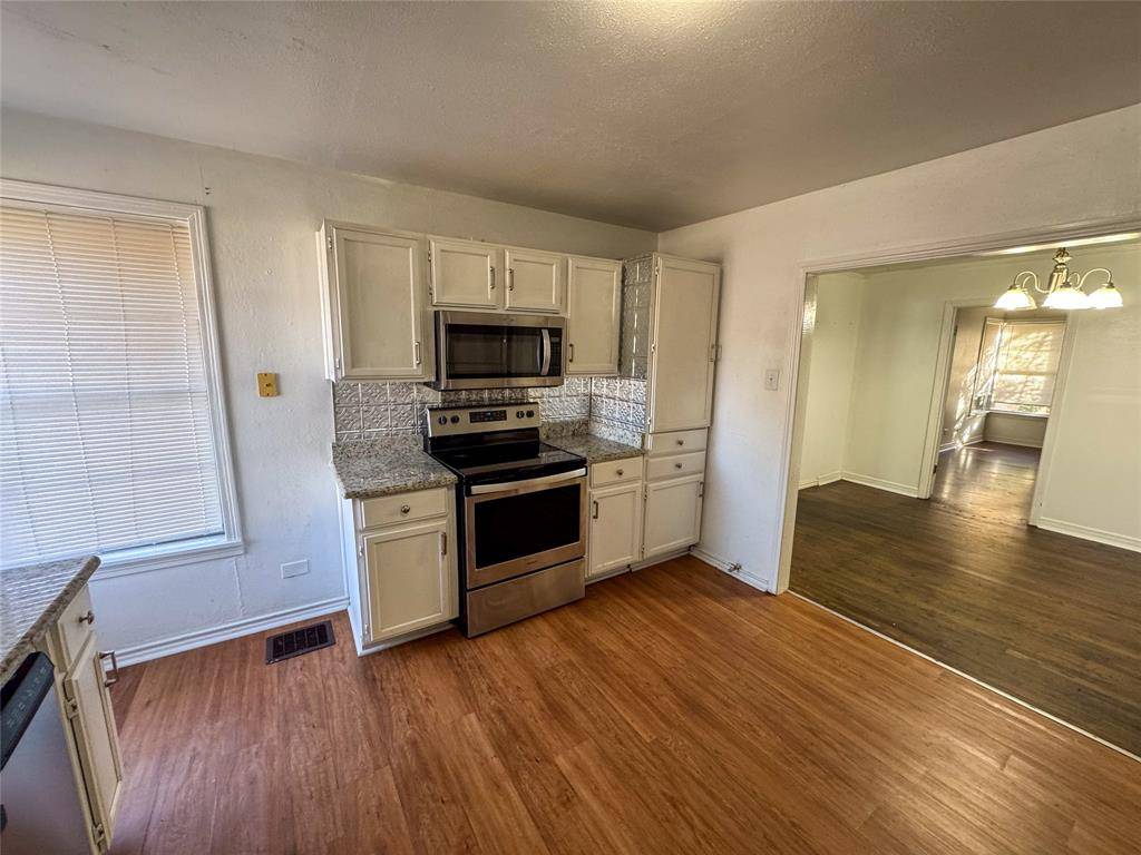 Denison, TX 75020,1431 W Chestnut Street