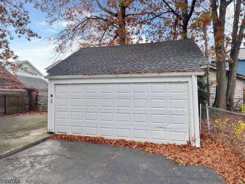 Newark City, NJ 07106,183 Ellery Ave