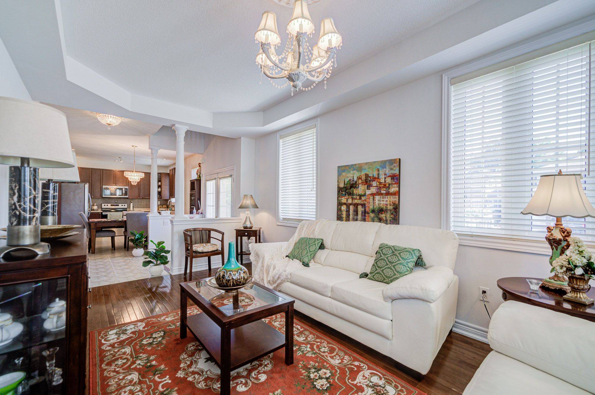 Toronto E10, ON M1E 2L8,106 Craggview DR