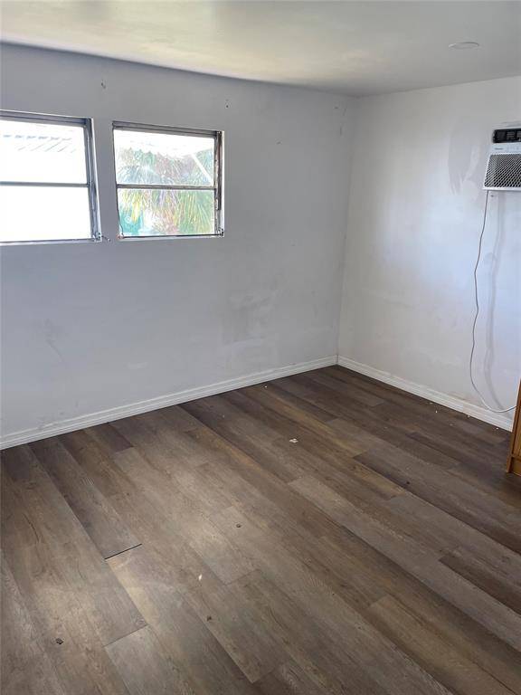 Davie, FL 33324,8508 SW 16th Ct