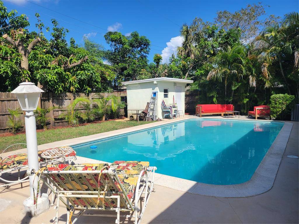 Margate, FL 33068,6151 SW 2nd St