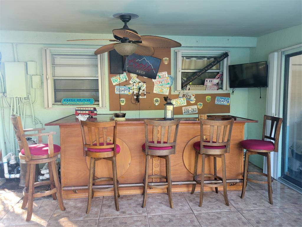 Margate, FL 33068,6151 SW 2nd St