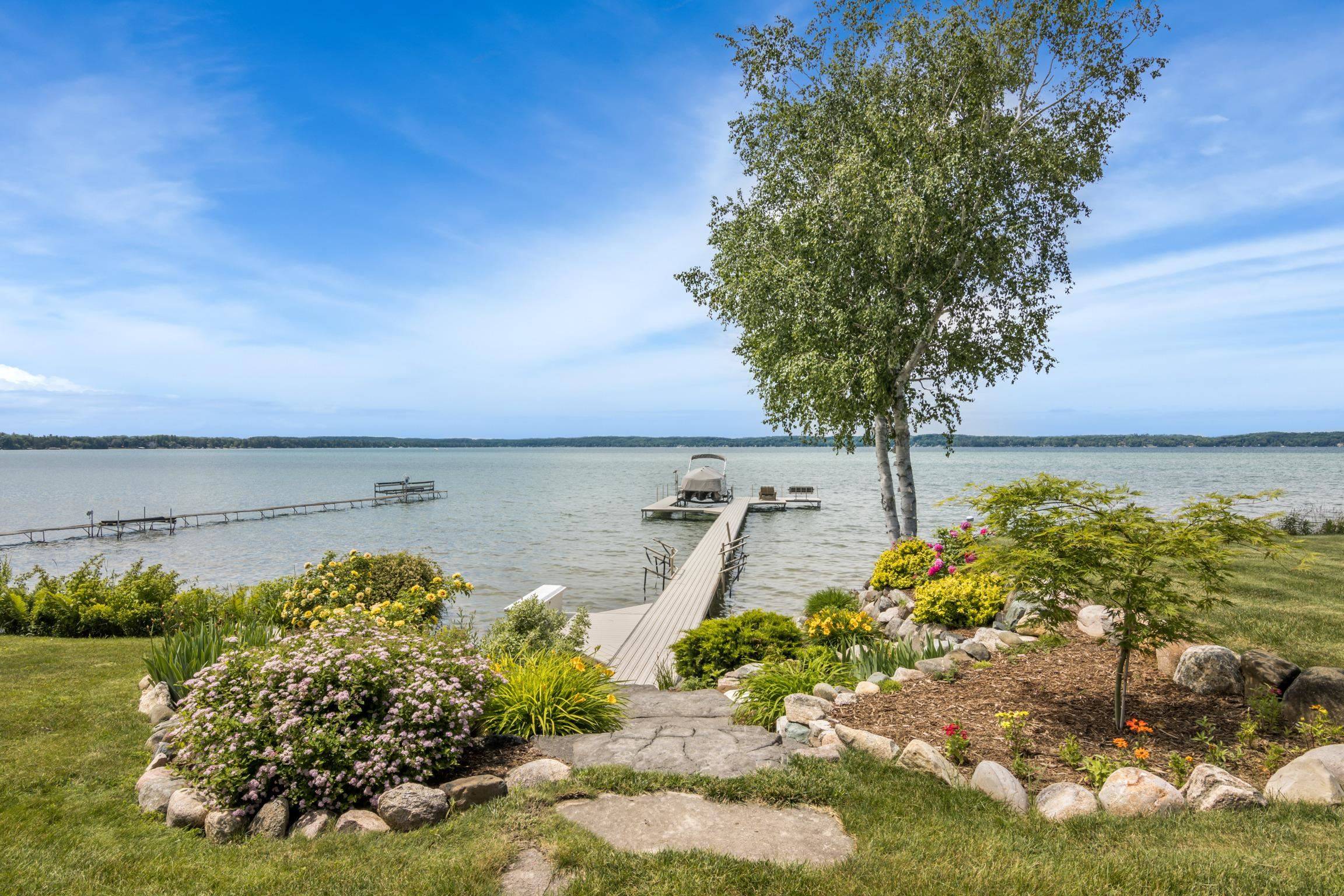Alden, MI 49612,11096 SE Torch Lake DR