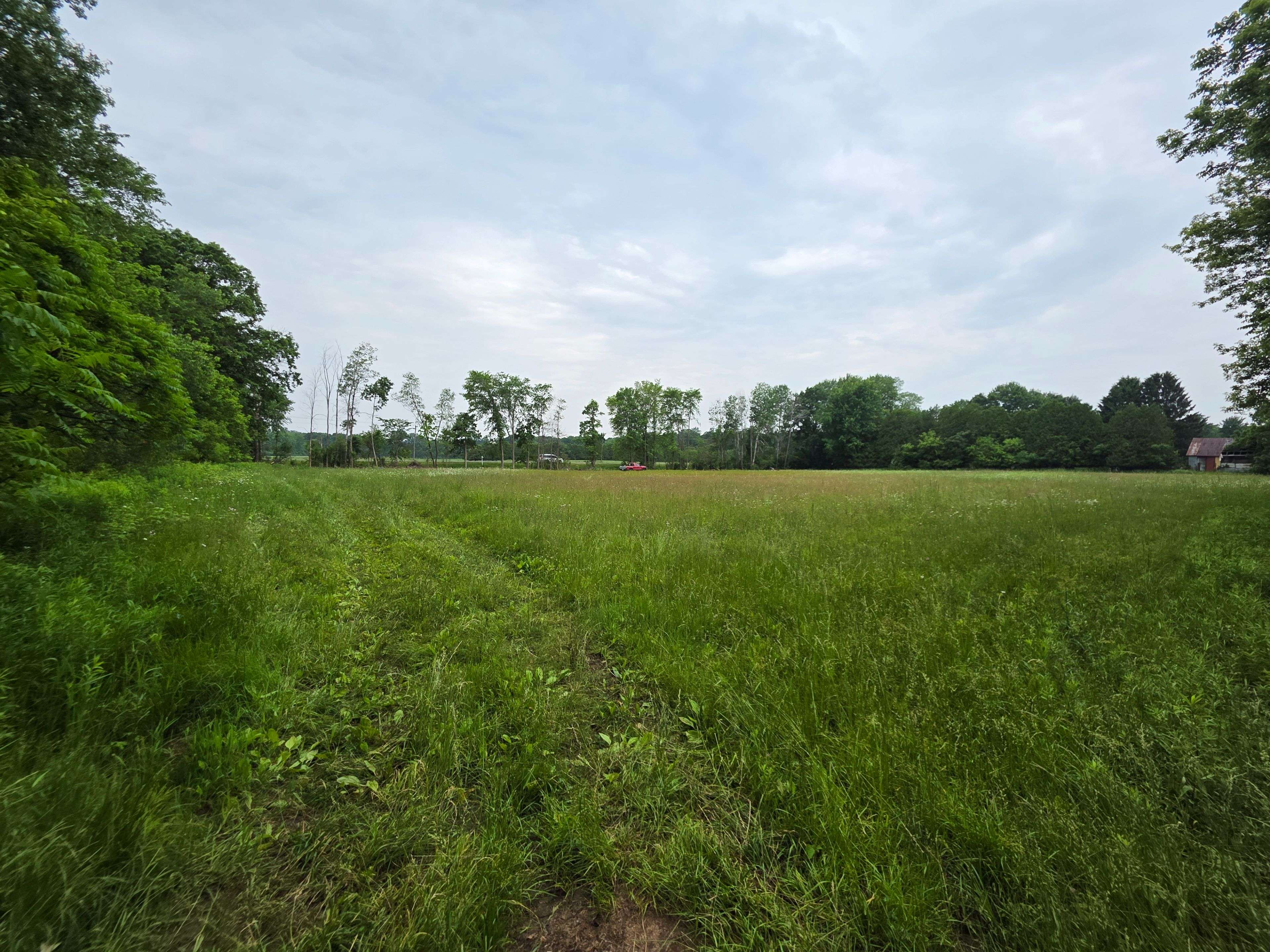 Chatham-kent, ON N0P 1C0,30101 Peter RD