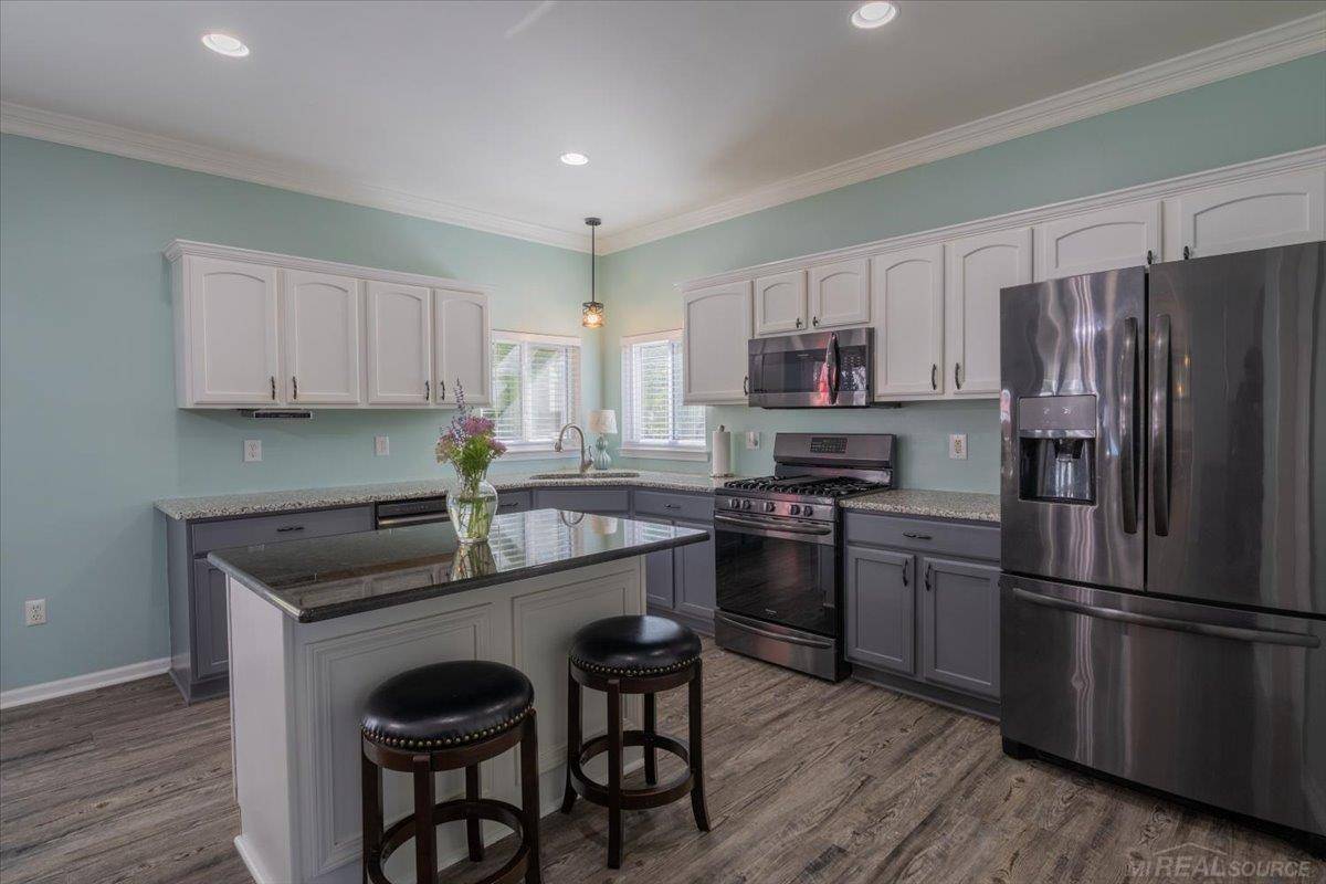 New Baltimore, MI 48047,36556 Orchard Lake DR