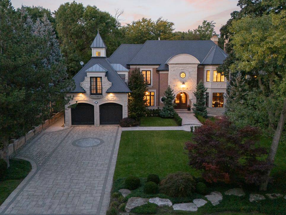 Toronto W08, ON M9A 4R1,43 North DR