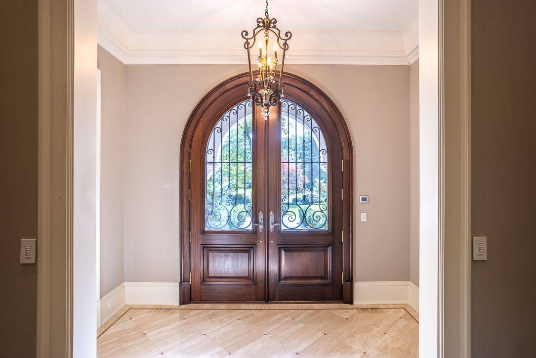 Toronto W08, ON M9A 4R1,43 North DR