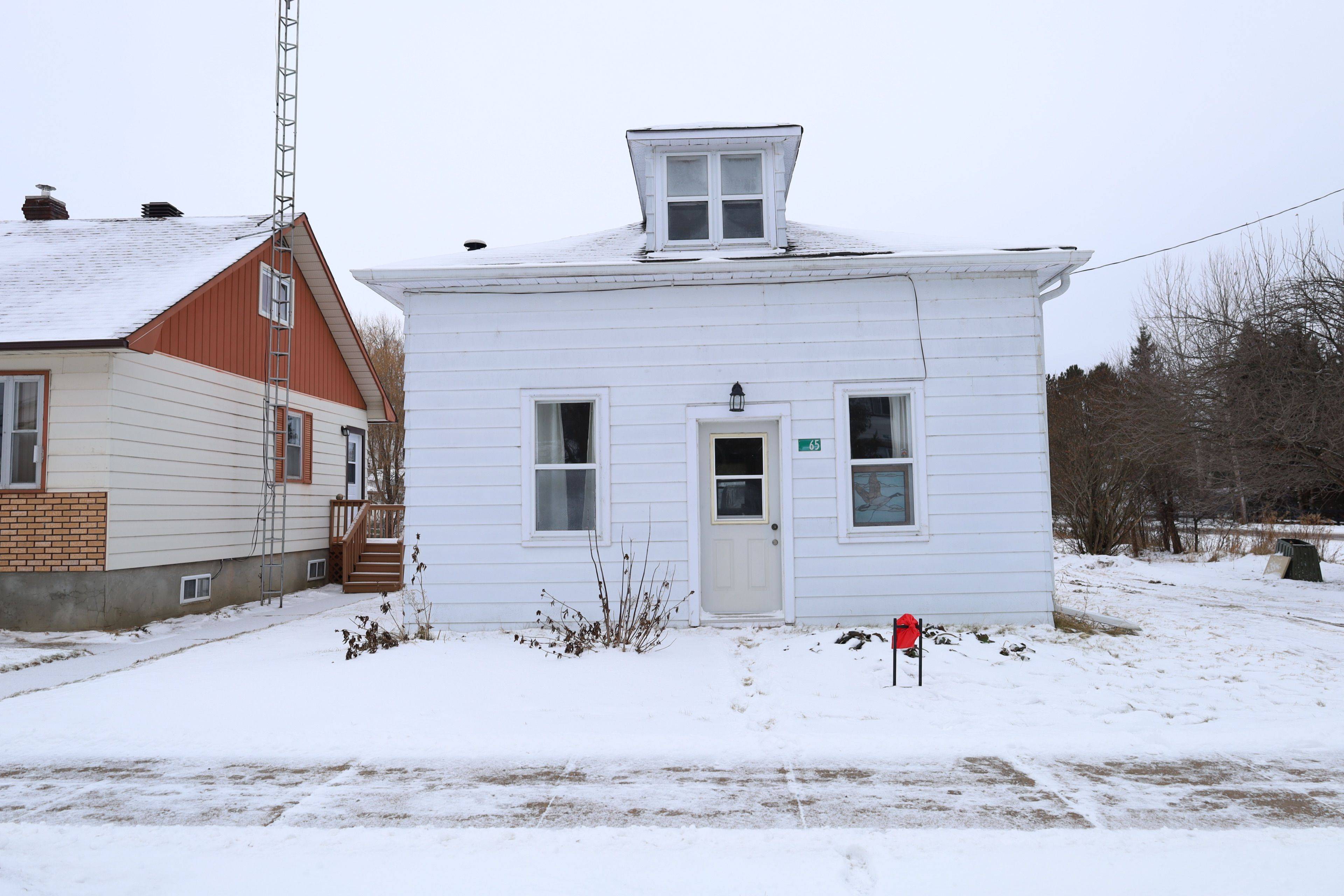 Madawaska Valley, ON K0J 1B0,65 Wilno ST