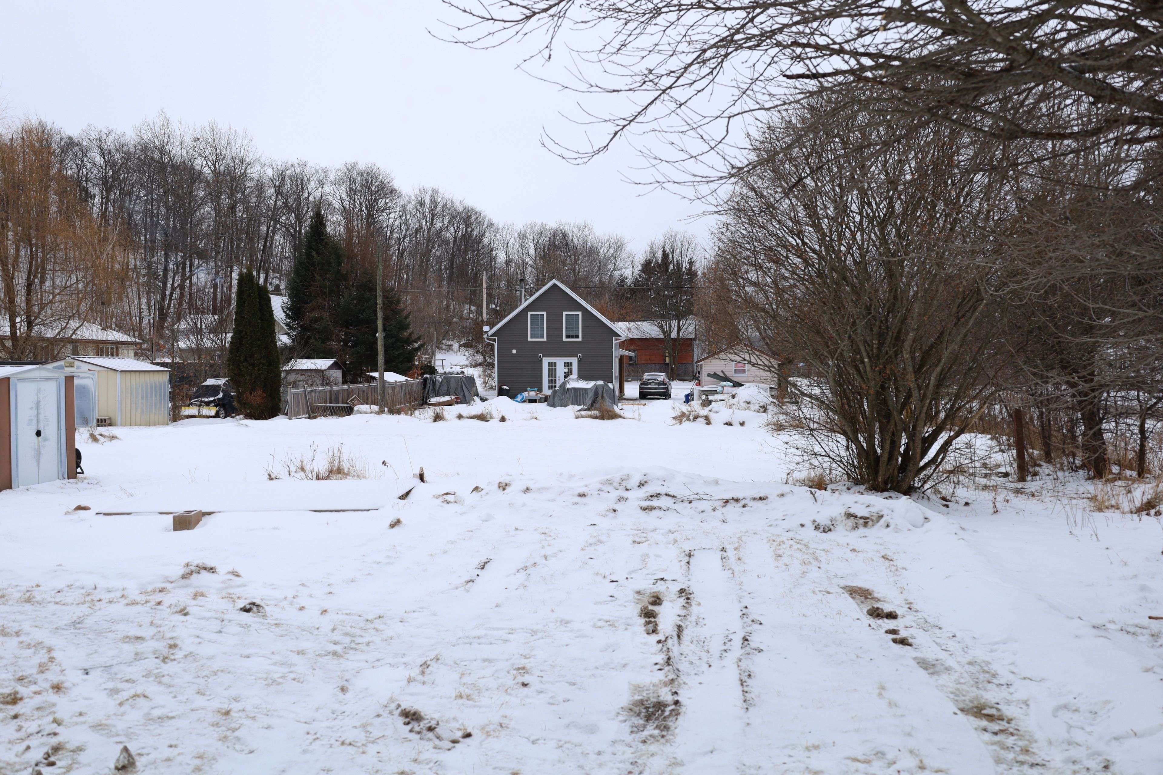 Madawaska Valley, ON K0J 1B0,65 Wilno ST