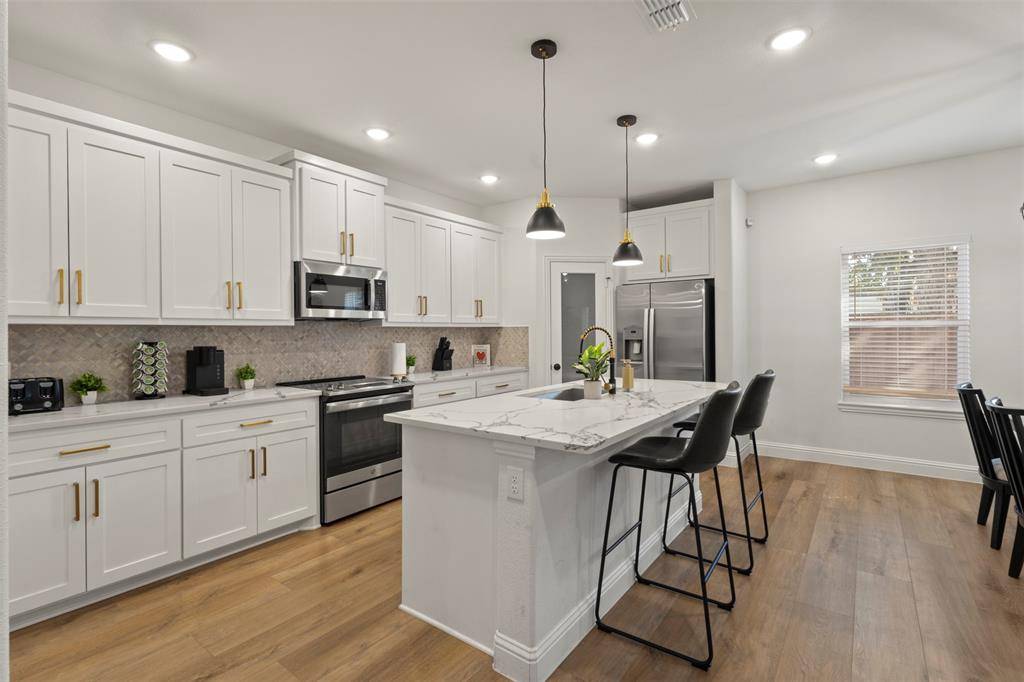 Dallas, TX 75212,3122 Chihuahua Avenue