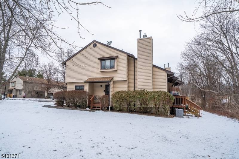 Hampton Twp., NJ 07860,44 Sparrow Circle