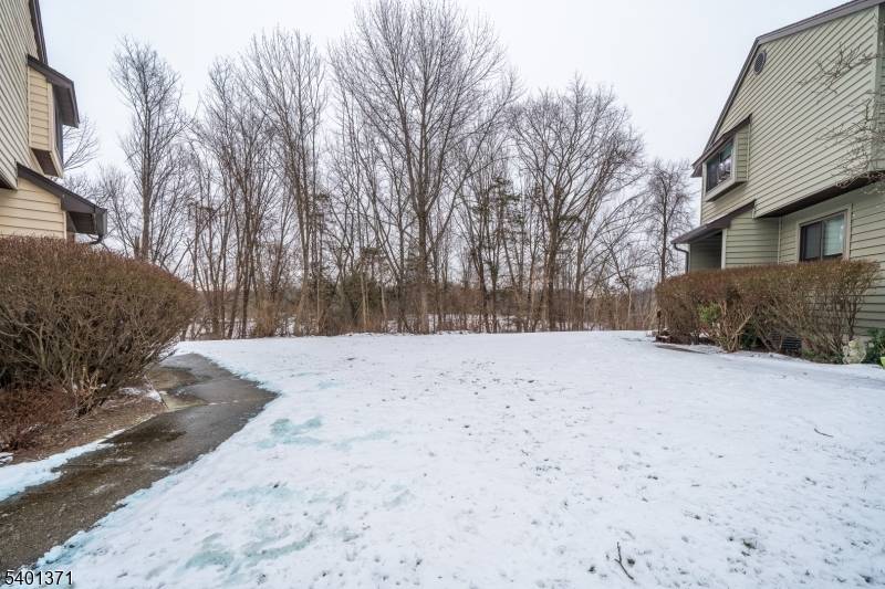 Hampton Twp., NJ 07860,44 Sparrow Circle