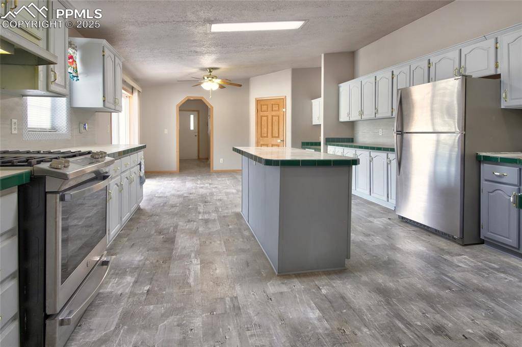 Cotopaxi, CO 81223,129 Cedar LN