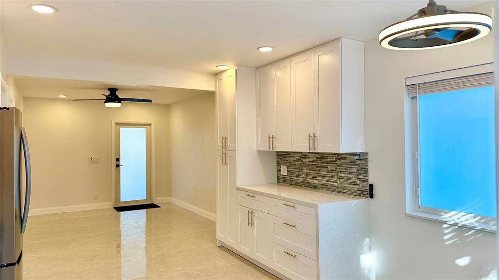 Fort Lauderdale, FL 33304,1145 NE 17th Way #3