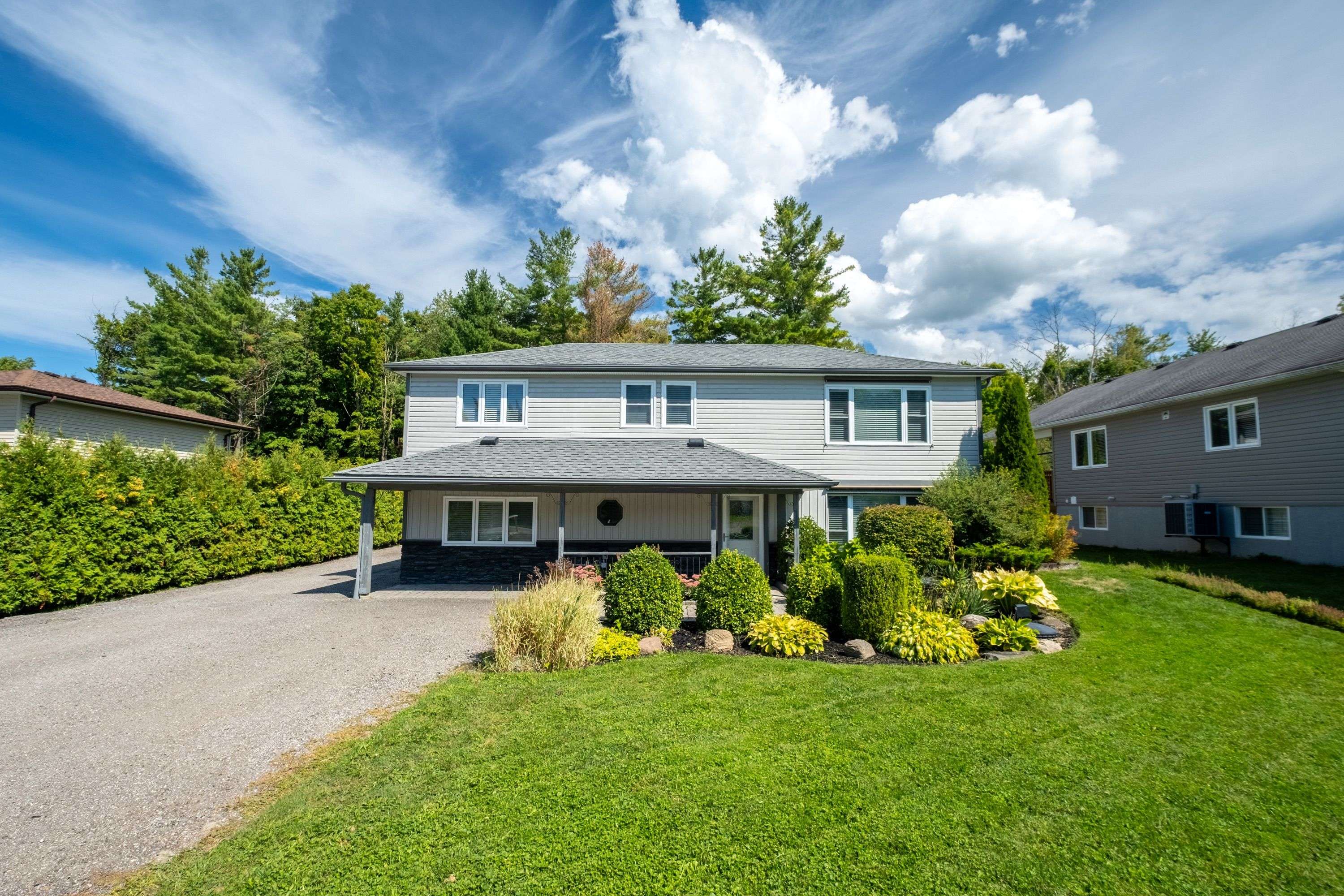 Georgina, ON L0E 1L0,23 Sunnidale BLVD E