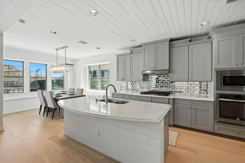 Little Elm, TX 75068,9809 Pikes Peak Place