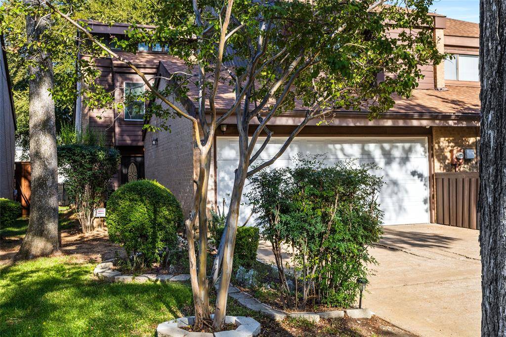 Fort Worth, TX 76112,739 Oakwood Trail