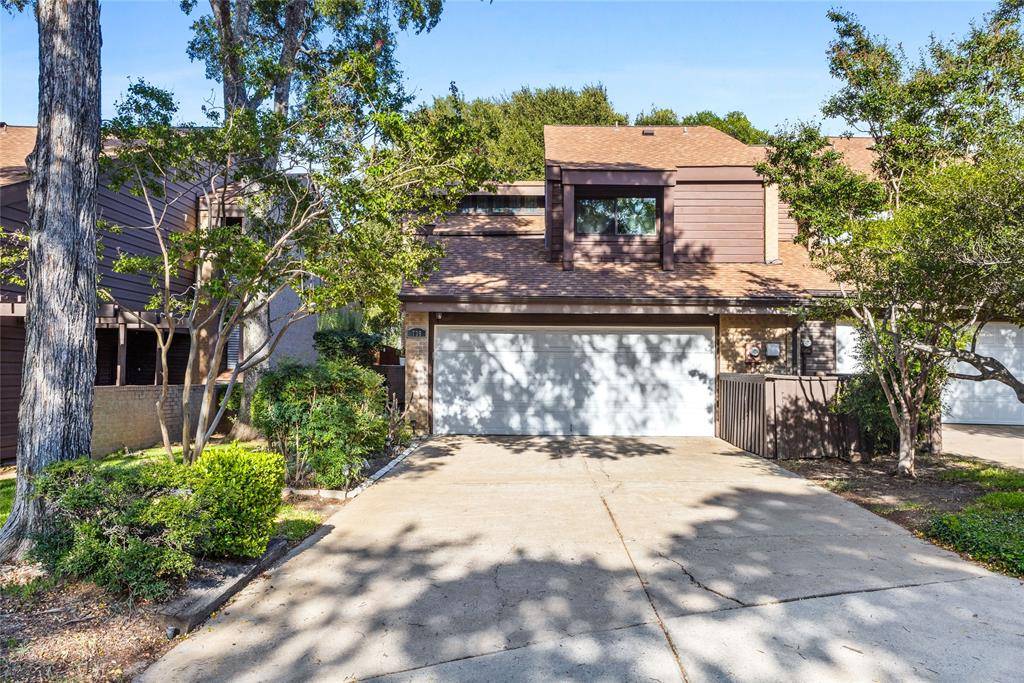 Fort Worth, TX 76112,739 Oakwood Trail