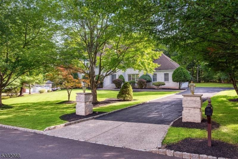 Warren Twp., NJ 07059,22 OLD DUTCH ROAD