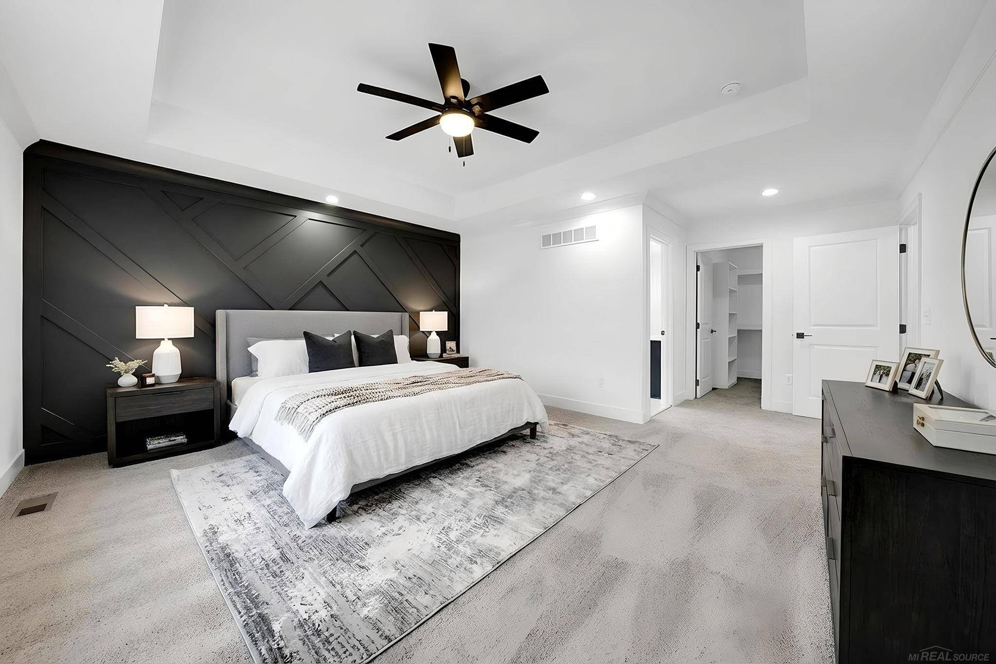 Sterling Heights, MI 48312,14647 Glenshire DR