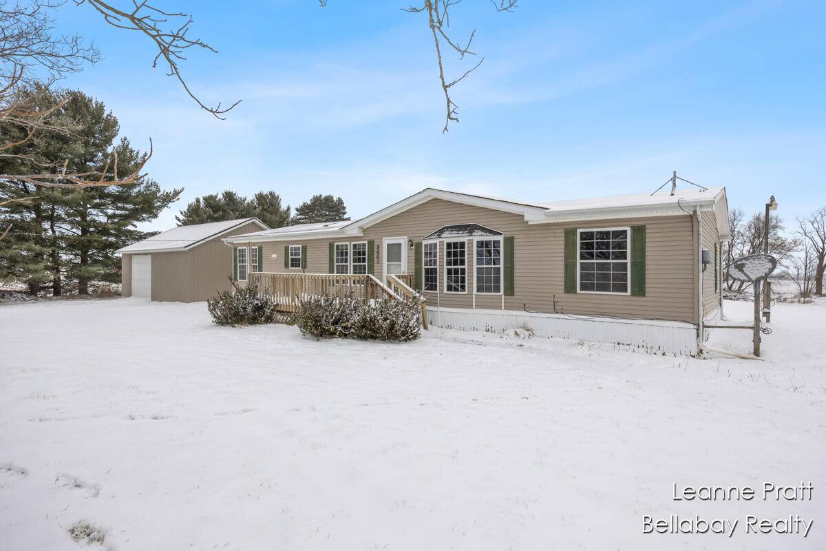 Bellevue, MI 49021,9820 W 5 Point HWY