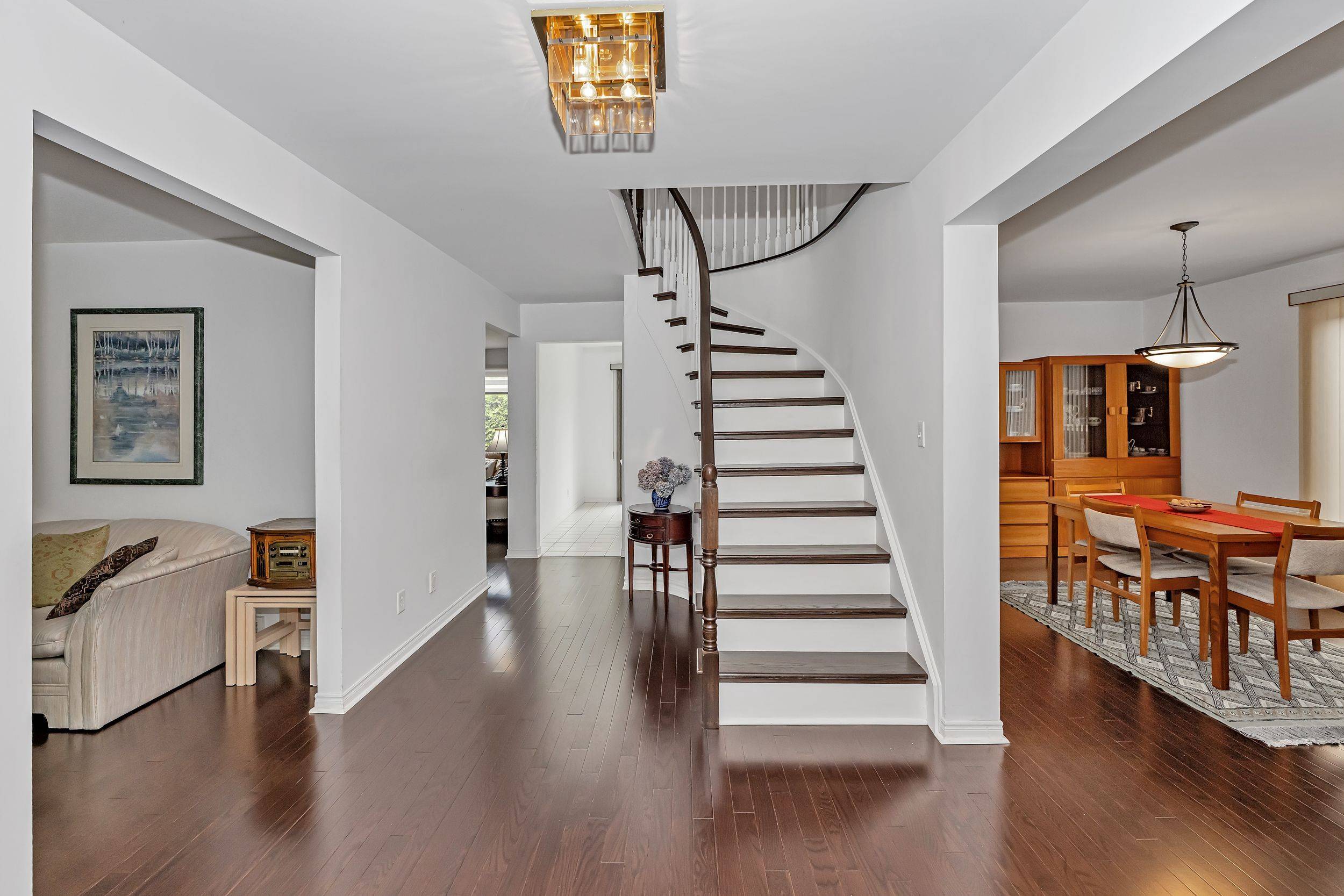 Kingston, ON K7P 2B3,1020 Ambleside CRES