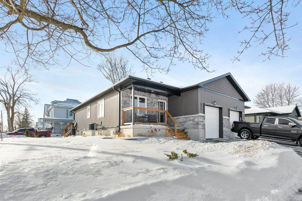 Prescott, ON K0E 1T0,621 St Lawrence ST