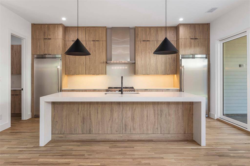 Dallas, TX 75206,5611 Ellsworth Avenue #101